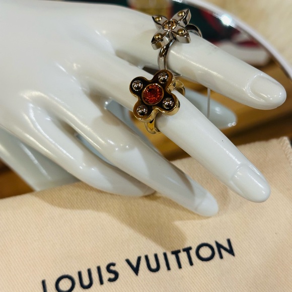 2 LOUIS VUITTON LOVE LETTER 2 Ring Set w/ Dust Bag Size M-6.5” - Picture 1 of 16